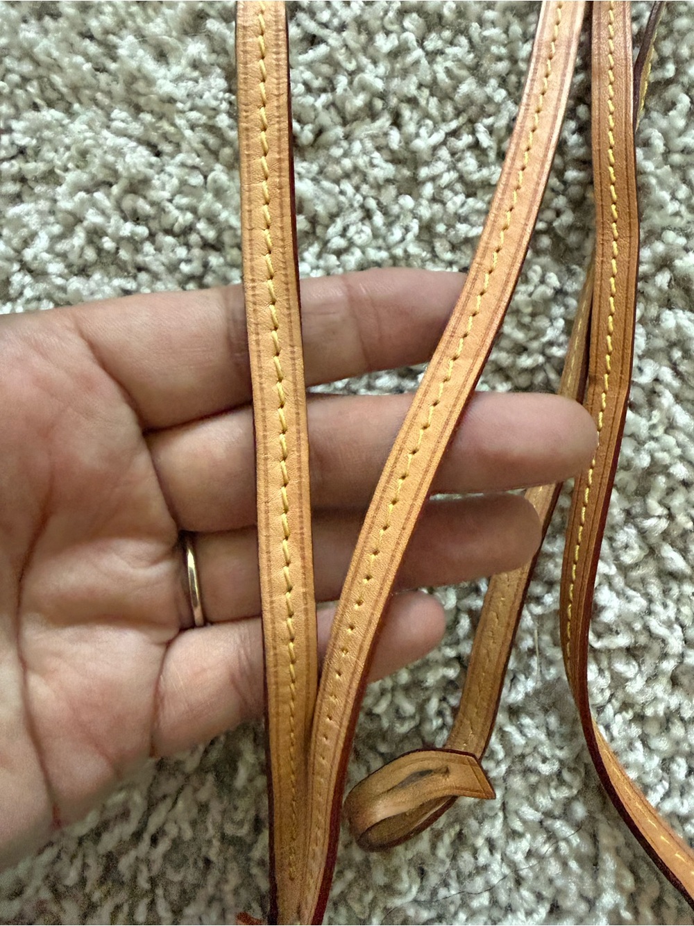 Louis Vuitton Pochette strap H4 - Picture 5 of 5